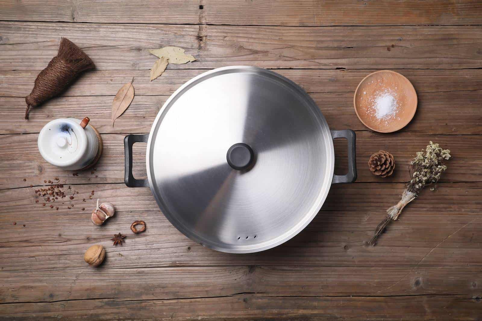 Which Is Better, Ceramic Or Stainless Steel Cookware? 2023